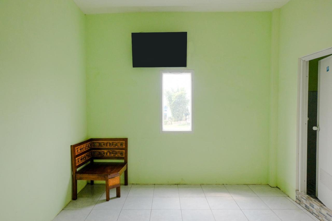 Spot On 2081 Sriwijaya Family Residence Lawang Eksteriør billede